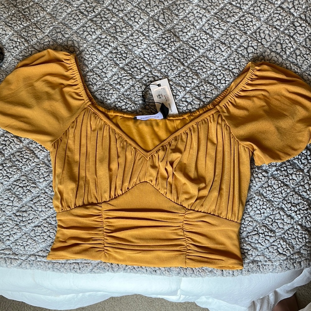 Mustard yellow ruched top